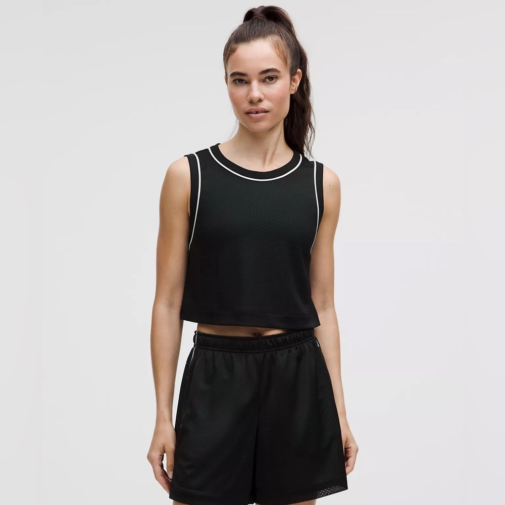 Lululemon reversible tank black and green NWT - Picture 2 of 9
